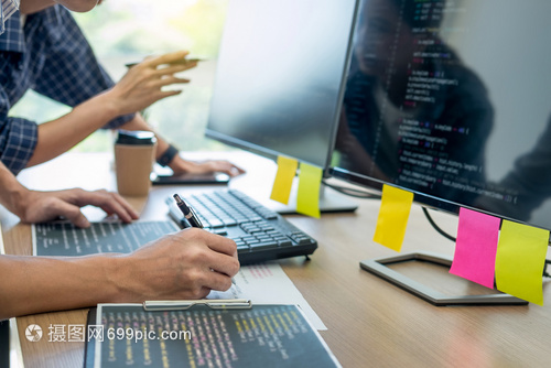 在公司办公室中应用计算机软件开发与编码技术